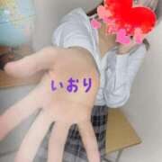 ヒメ日記 2025/11/17 14:08 投稿 いおり パンチラJK