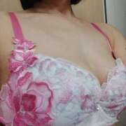 梅原 咲良 次回の出勤 30代40代50代と遊ぶなら博多人妻専科24時