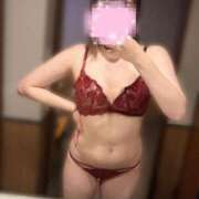 かなえ（清楚モデル級圧巻美女！ 【お礼💌】KI HOTEL 222 ハニービー（Honey Bee）