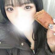 るり どっち選ぼうか🧐🤫 JAPAN CLUB BUNNY LOUNGE