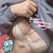 若槻なつめ あした♡ 全裸革命orおもいっきり痴漢電車