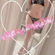 川嶋べる 初めましてのご挨拶♡ 全裸にされた女たちor欲しがり痴漢電車