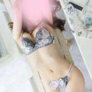 葉山 瑠衣 日曜日出勤します🧚‍♀️ ELEGANCE