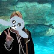 れいな アザラシさんと2ショット📸 ムーランルージュ