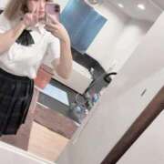 みみ 鏡越しꉂ🤗 エデン