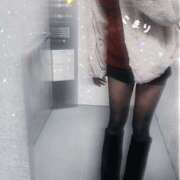 こまり さむいですね(っ < ⸝⸝)❄️ 錦糸町クリニック マイクロビキニ編