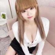 しゅな 【🩷しゅなだけだよね🥴❤️】 E+アイドルスクール池袋店