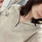 ヒメ日記 2025/11/18 19:19 投稿 なな姫 I know すい～つ 生クリームpie