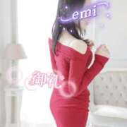 えみ（人妻） 3/6🥰17:00〜お客様🤭👏 Yシャツと私