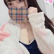 ヒメ日記 2025/10/26 02:57 投稿 すみれ プールサイド