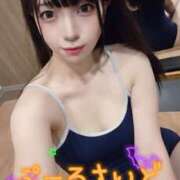 ヒメ日記 2025/10/31 23:56 投稿 すみれ プールサイド