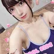 ヒメ日記 2025/11/11 16:56 投稿 すみれ プールサイド