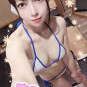 ヒメ日記 2025/11/19 09:15 投稿 すみれ プールサイド