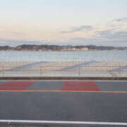 ひな 出勤します！ Lip Trip