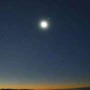 弓倉ゆみ お月様をみて👀 ミスターダンディー