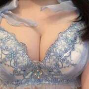 恋音 ななか 弾けるおっ○い クラブダンディー