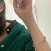 ひとみ 少し暖かくなりましたね。 完熟ばなな札幌・すすきの