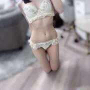 ヒメ日記 2025/11/15 19:14 投稿 葉月かれん ブルーバード