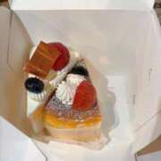 ヒメ日記 2025/11/09 18:34 投稿 りょうか ホワイトハウス