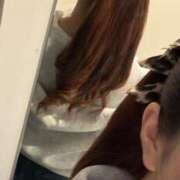 アム☆鉄板！未経験18才美少女 こんばんわ🌙 エアポート