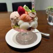 りいさ 桜スイーツ🌸 お姉さんセレブR38