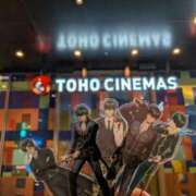 あかり 映画を楽しむ！ かりんと池袋東口店