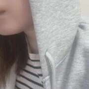 らら パーカー女子 ルーフ福井