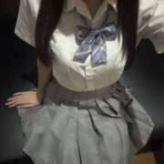 さらん 満員 秋葉原 添い寝女子