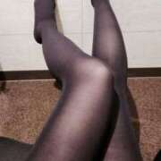 ヒメ日記 2025/11/30 08:12 投稿 りさ パンスト熟女はいやらしい