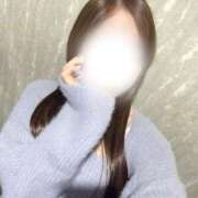 りな 出勤しました🤍 秋葉原鑑賞ガール