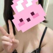 ヒメ日記 2025/10/27 22:02 投稿 しずく 白いぽっちゃりさん