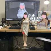 ヒメ日記 2025/11/04 18:20 投稿 馬乃りりい 渋谷エオス