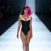 ヒメ日記 2025/12/09 00:04 投稿 馬乃りりい 渋谷エオス