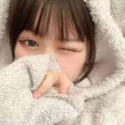 ヒメ日記 2025/12/04 19:17 投稿 しずく　卒業したばかりの18歳♡ AROMA FACE NAKASU