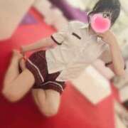 ヒメ日記 2025/12/27 07:42 投稿 しずく　卒業したばかりの18歳♡ AROMA FACE NAKASU