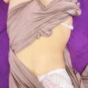 めい　未経験のスーパー美少女♡ 出勤してるよ〜ん(*｣´□`)｣ AROMA FACE NAKASU