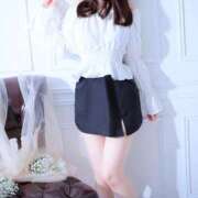 ヒメ日記 2025/11/15 02:39 投稿 まな　滑らかな素肌の美妻 CELEB FACE NAKASU