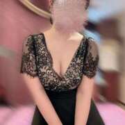 ヒメ日記 2025/11/09 13:29 投稿 うい　小柄な巨乳若妻 CELEB FACE NAKASU