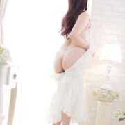 ヒメ日記 2026/04/18 00:29 投稿 うい　小柄な巨乳若妻 CELEB FACE NAKASU