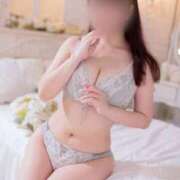 ヒメ日記 2026/05/11 21:49 投稿 うい　小柄な巨乳若妻 CELEB FACE NAKASU