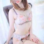 なお　美白と美肌の綺麗系 🎀　❪　明日は出勤です🛁⋆꙳　❫ CELEB FACE NAKASU