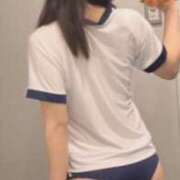 ヒメ日記 2026/04/06 03:10 投稿 金宮りおん 素人専門　街角レディ