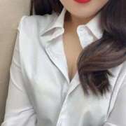 綾瀬　れんか 出勤！！ ノーパンパンスト スケベなOL梅田・兎我野店