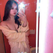 しゅうか ねぇねぇ、あのね🥺💭 PINK ROOM（ピンクルーム）