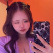 しゅうか 雨ニモマケズ☔️ PINK ROOM（ピンクルーム）