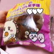 ヒメ日記 2025/12/08 08:17 投稿 こよみ ルピナスパルフェ