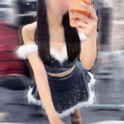 ヒメ日記 2025/12/25 14:49 投稿 すずな VIVIDCREW十三店