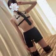 ここな どんなコスプレ見たい？？🥹🩷 クラスメイト