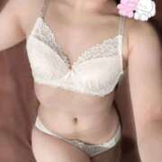 ヒメ日記 2025/10/27 12:05 投稿 ちなつ LOVE CLOVER（らぶくろーばー）