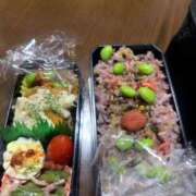 繭(まゆ) 今日のお弁当🍱😋🍴 PLUS十三店